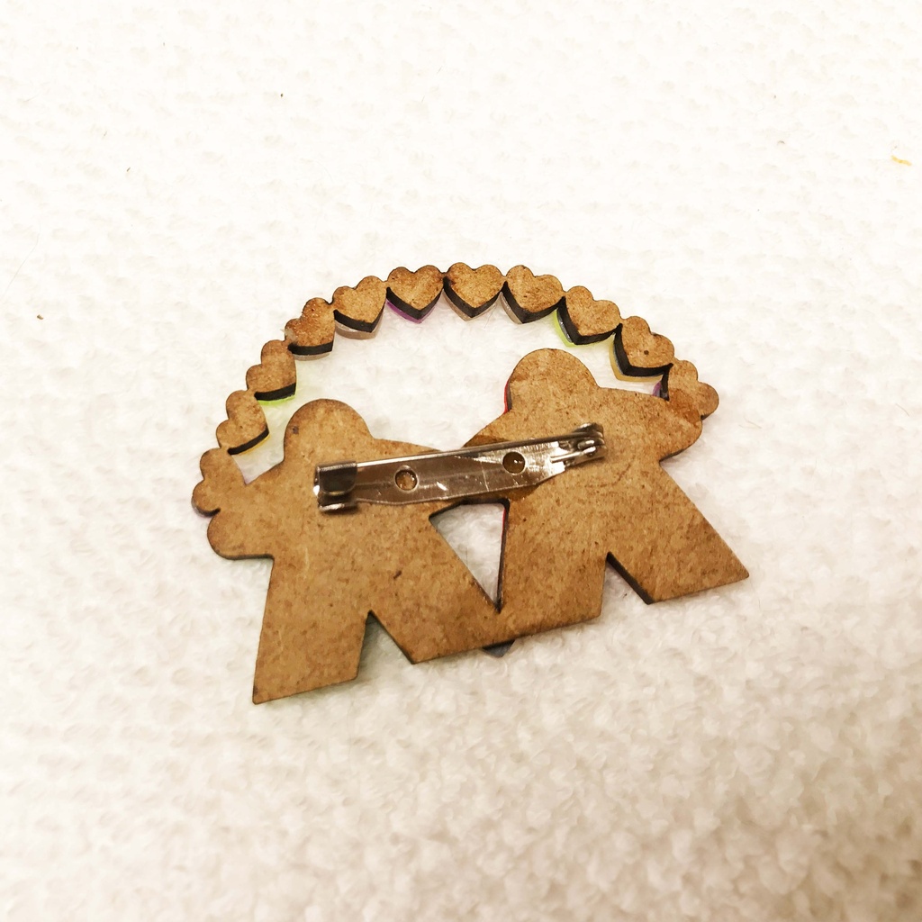 Broche « Play Together » 