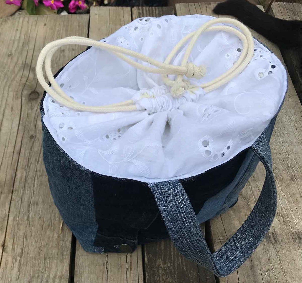 Lunch bag "Chat'recycle" avec sa trousse à couverts 