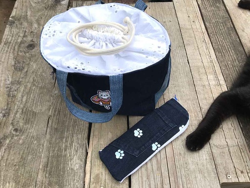 Lunch bag "Chat'recycle" avec sa trousse à couverts 